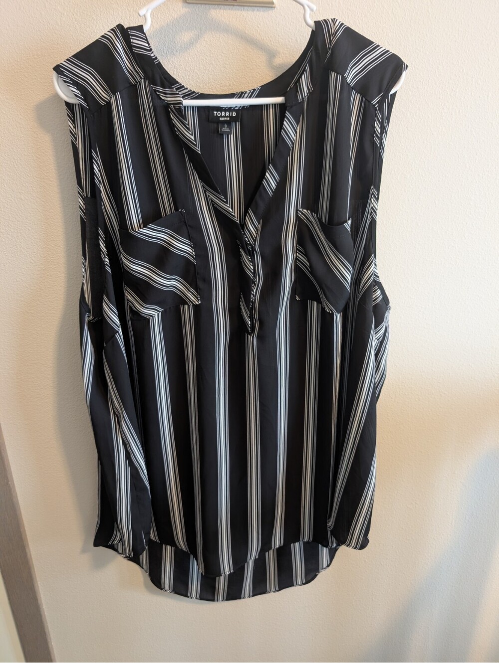 Torrid Women's Harper 3x Sleeveless Top Lightweight Black Stripe Blouse Career